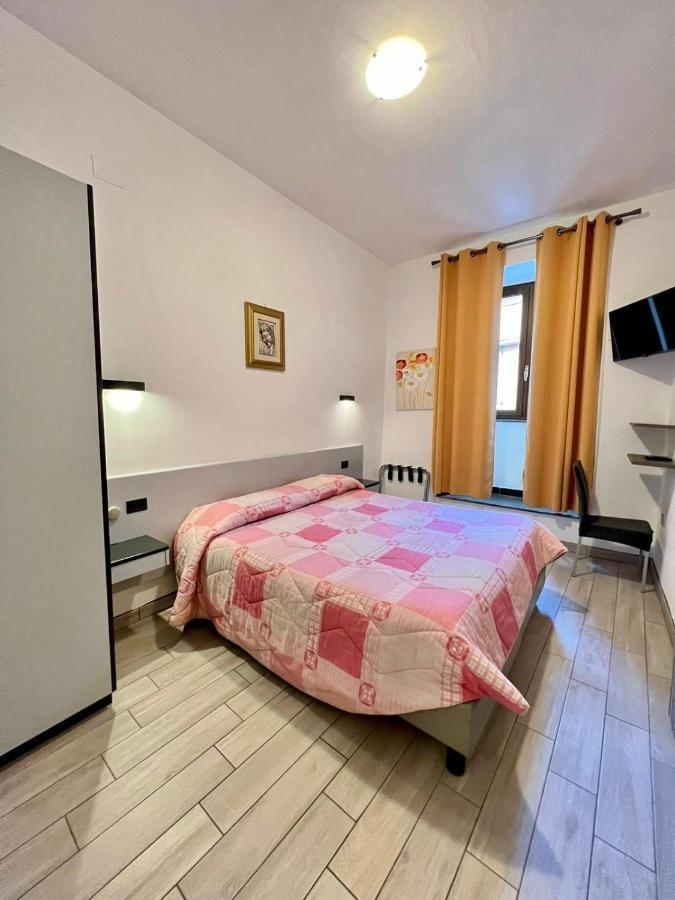 Hotel Centrale 카시아 외부 사진