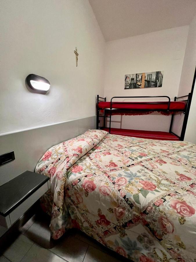 Hotel Centrale 카시아 외부 사진